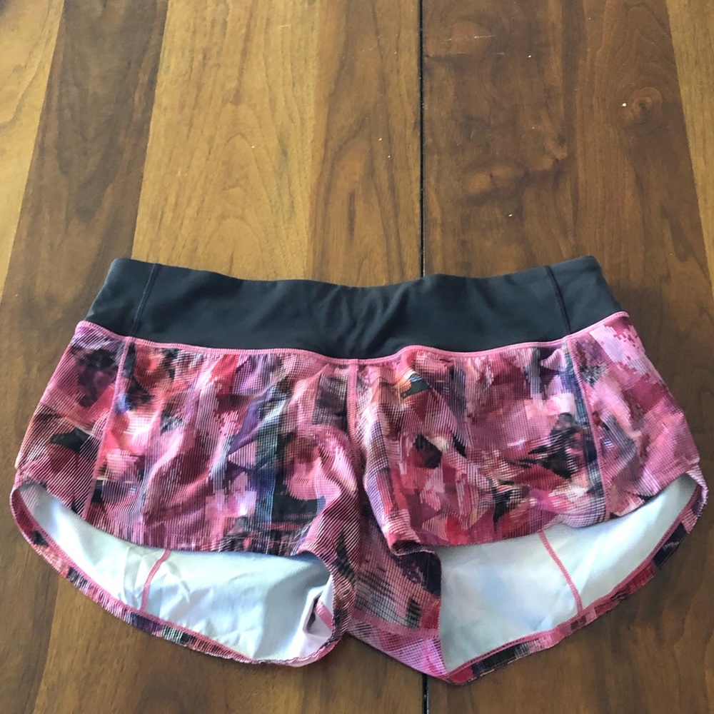 COPY - lulu lemon speed up short size 6 length 2.5